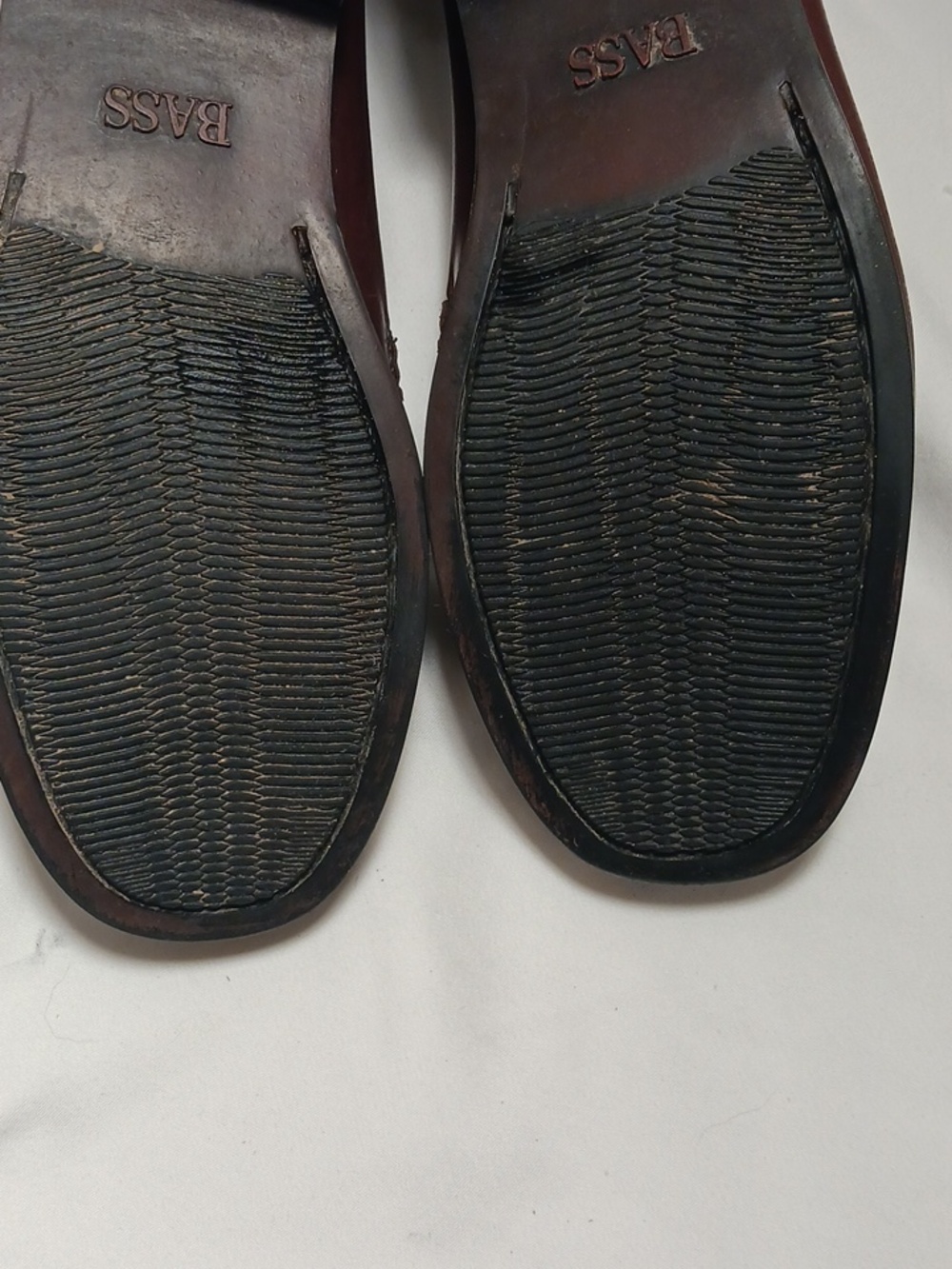Bass Weejuns Women's Katherine ll Brown Leather Penny Loafers - Picture 9 of 9
